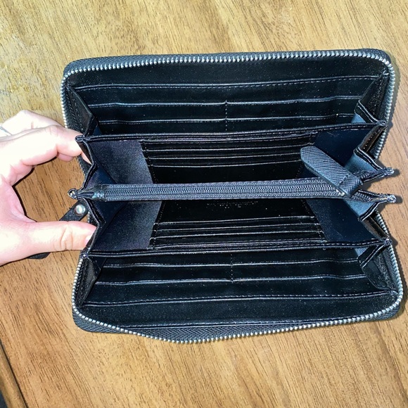 Valentino mini backpack and wallet - Picture 8 of 10